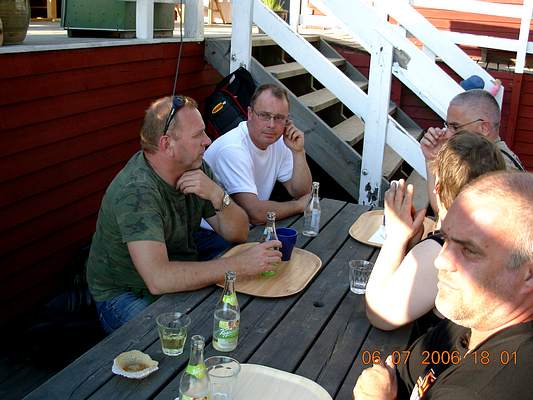 Fika-bordet vid Sandnäsbadet.